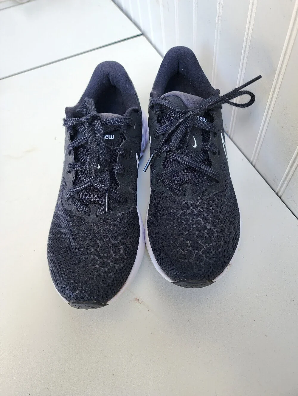 NIKE Women's Renew Ride 2 Running Shoe Black CU3508-004 Sz 8